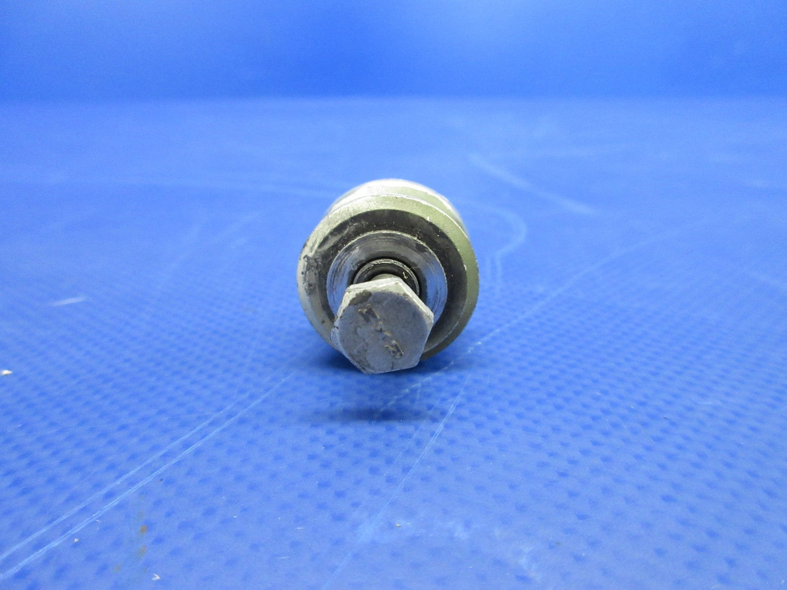 Cessna 421 Seat Roller + Bushing P/N CM2941-1 LOT OF 8 (0726-758)5