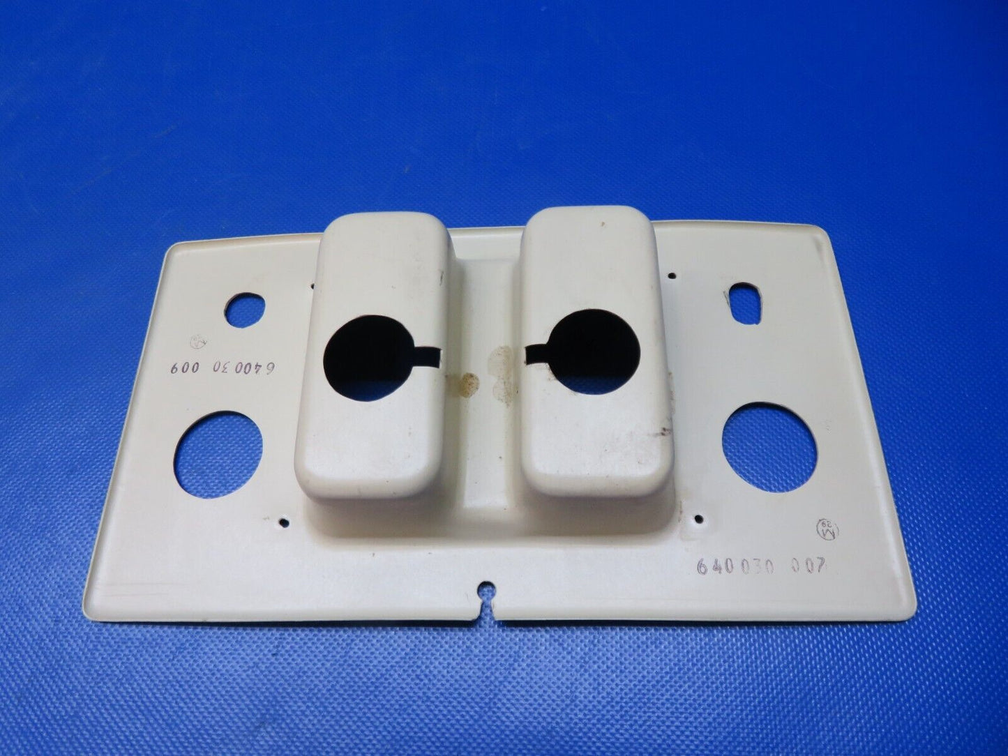 Mooney M20 / M20E Overhead Cover Assy P/N 8520, 640030-009 (0524-120)