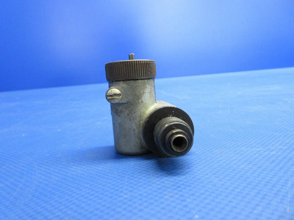 Tachometer RH Angle Drive P/N HEM-168 (0524-1982)