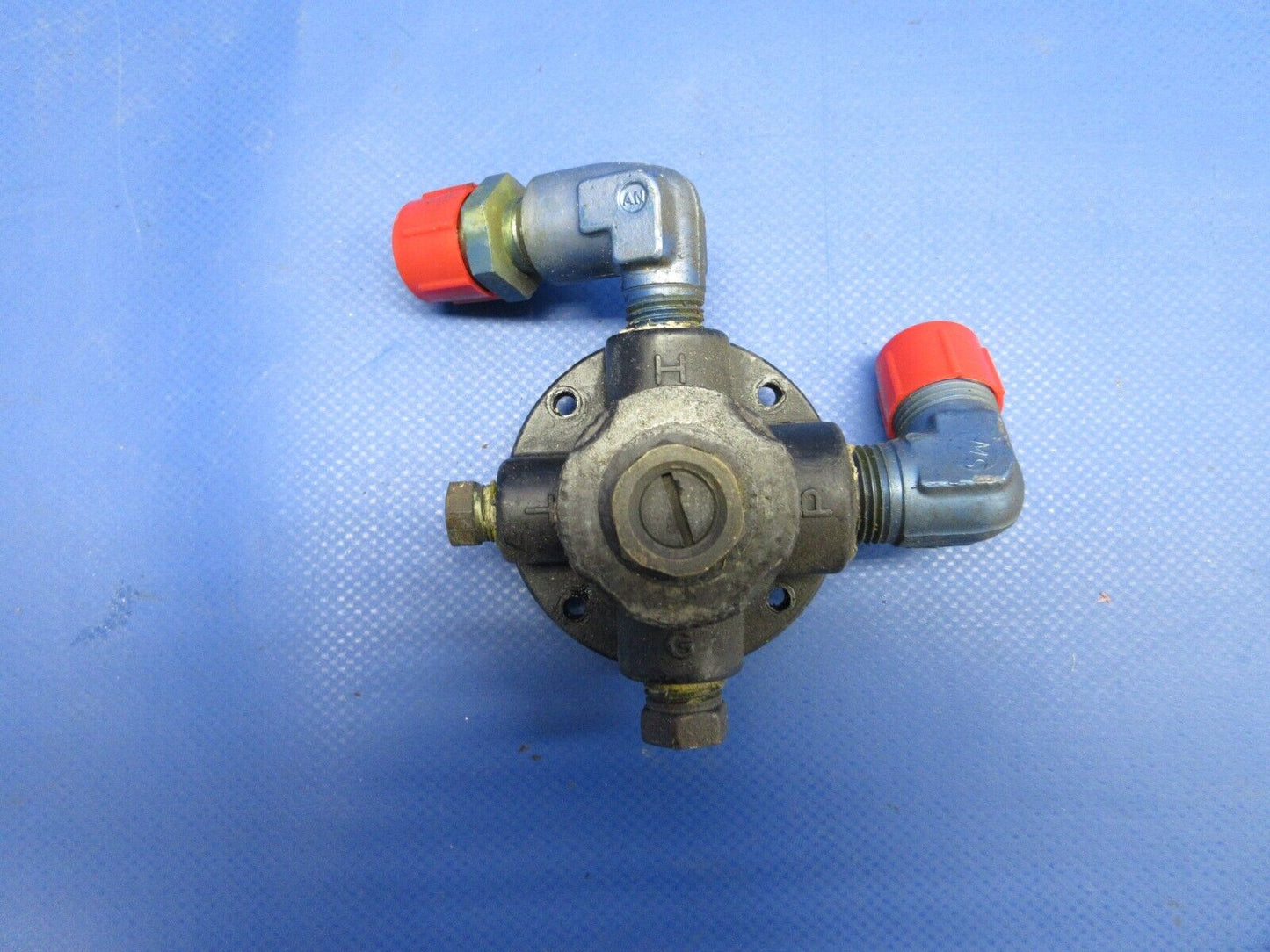 Piper PA-23-250 Aztec Manning Maxwell Suction Regulating Valve 6803A (0624-818)