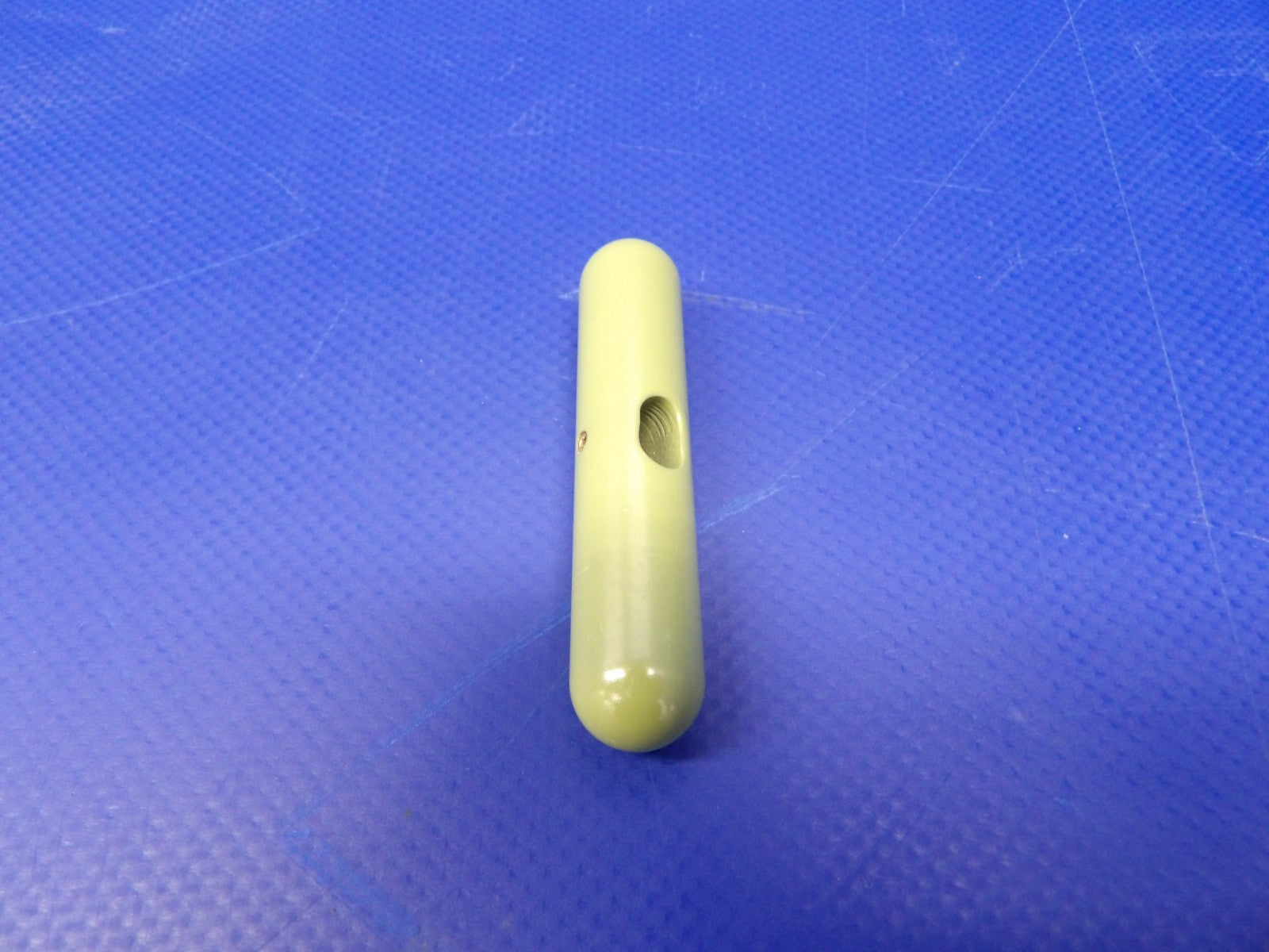 Beech King Air Cabin Chair Knob P/N 101-531442-1 NOS (0426-1285)5