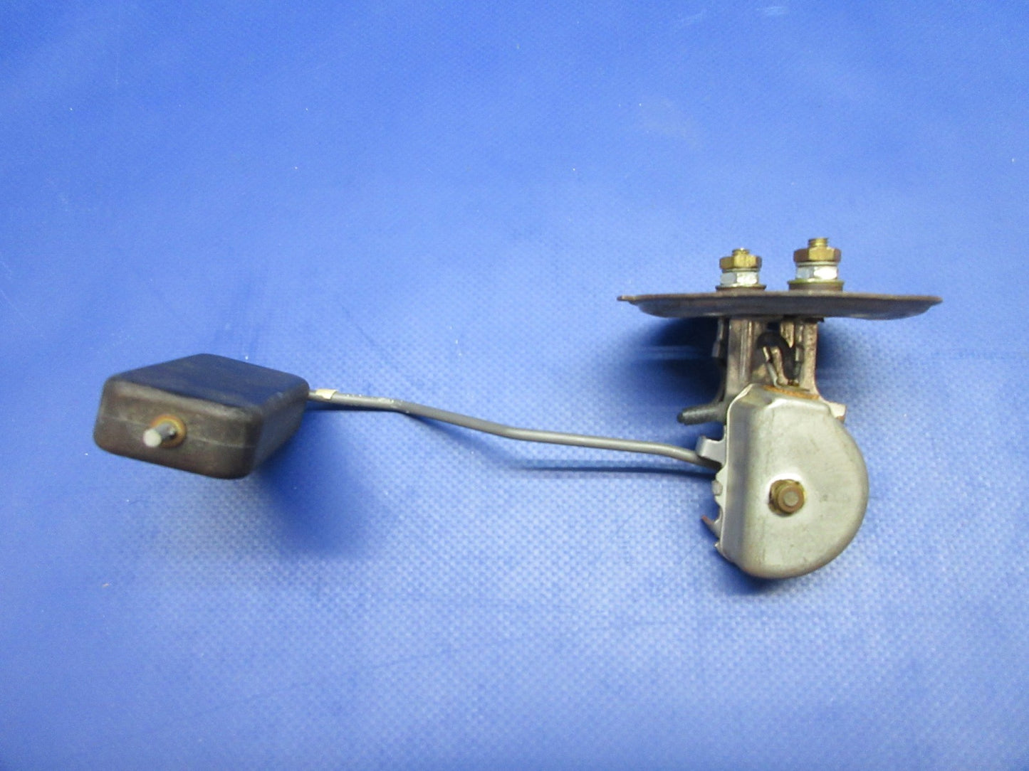 Beech Auxiliary Fuel Level Transmitter OTBD LH P/N 95-380013-1 TESTED (1225-790)8