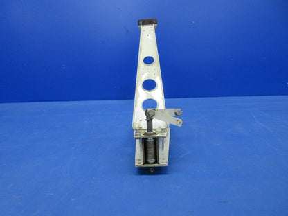 Piper PA-28-181 Archer Stabilator Trim Rib & Shaft Assy P/N 65246-00 (0624-2053)