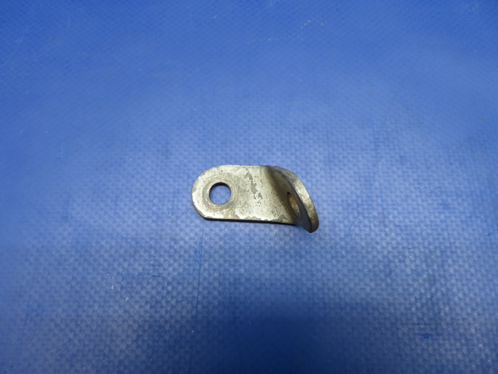 Continental IO-470 RH & LH Bracket Fuel Servo Support 538470, 539113 (0326-1776)13
