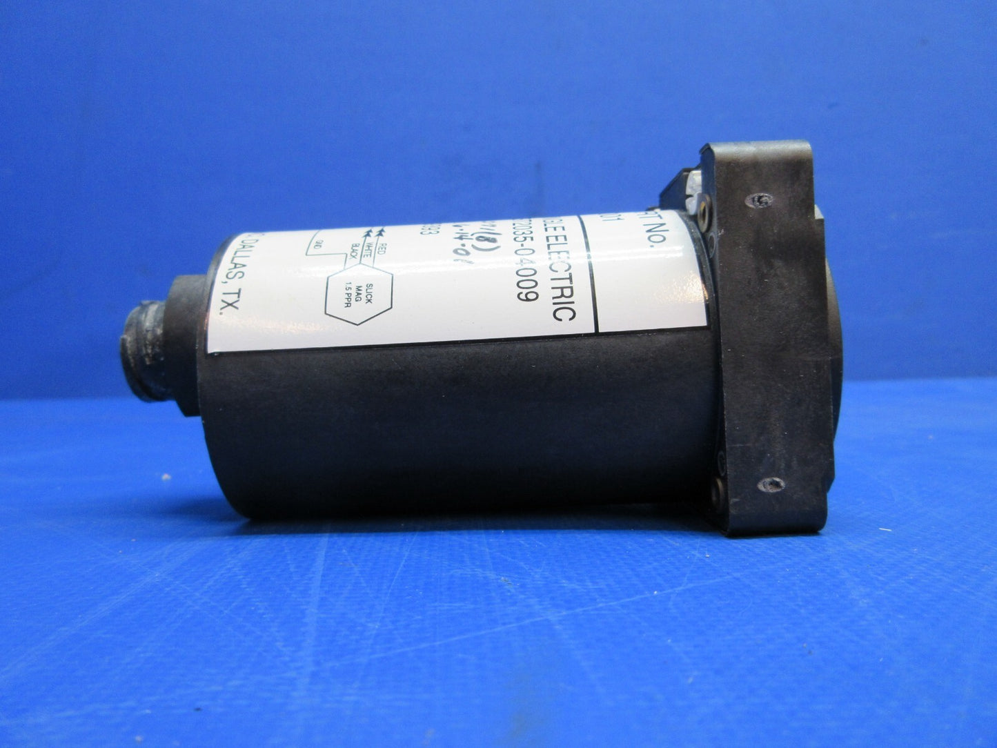 Cirrus SR-22 Rochester Electric Tachometer P/N 13559-001 WARRANTY (0923-931)5