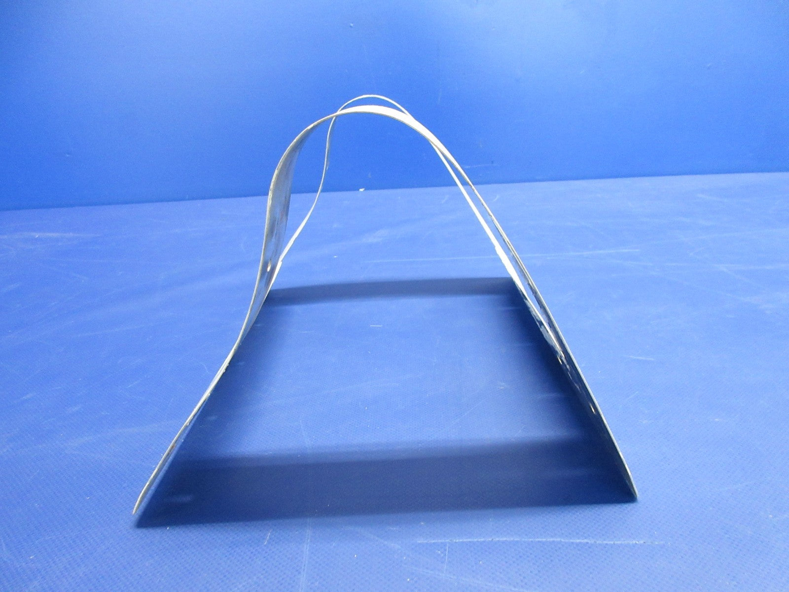=Cessna 182 / 182L LH Wing Landing Light Window P/N 0722100-3 (0226-1034)5