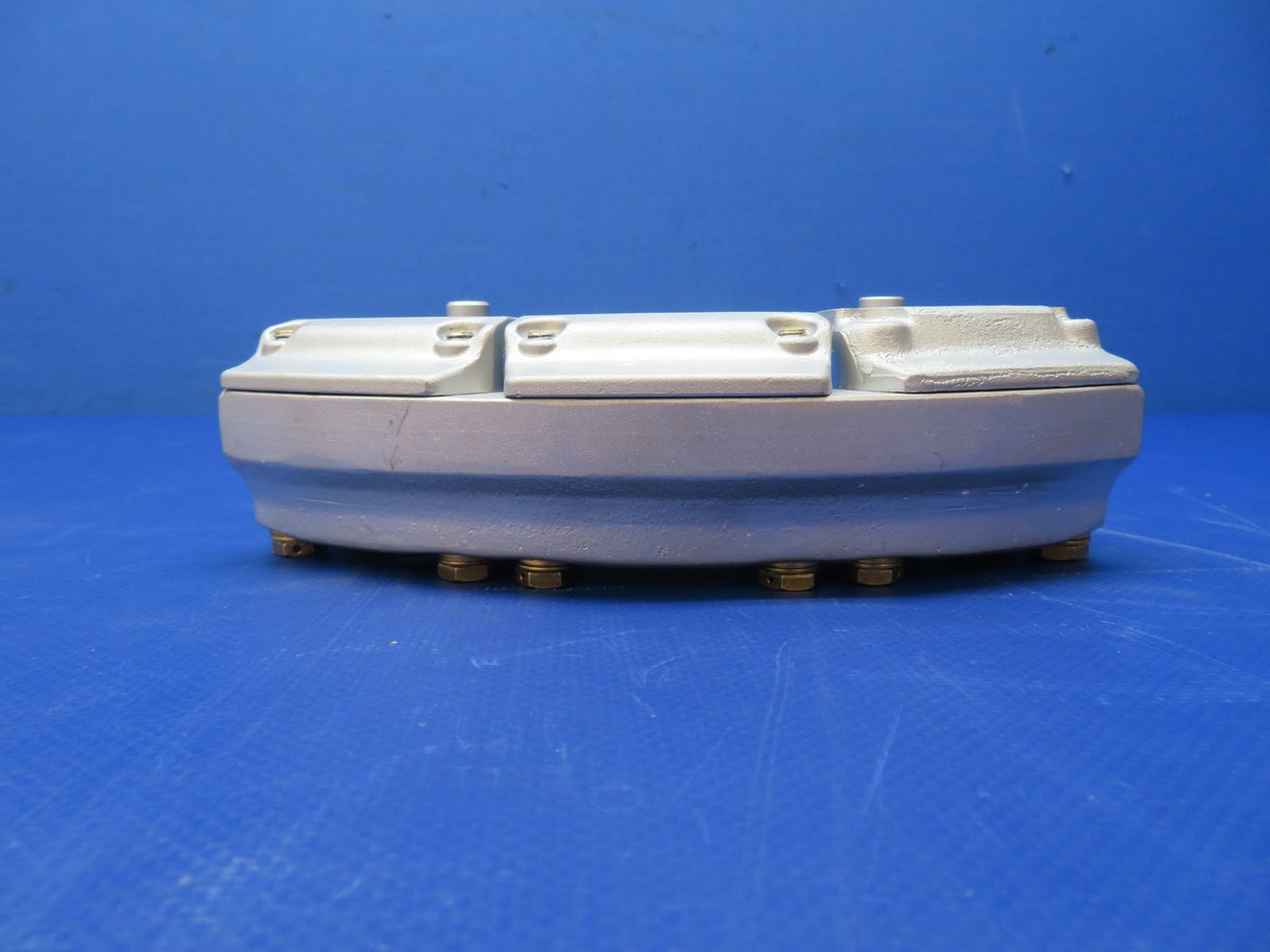 Cessna 310 / 310N Cleveland 30-28D Brake Caliper REBUILT (0926-413)4