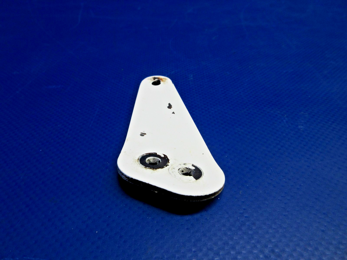 Cirrus SR22 Exhaust Brackets LH & RH P/N 20155-007, 20155-006 (0926-865)6