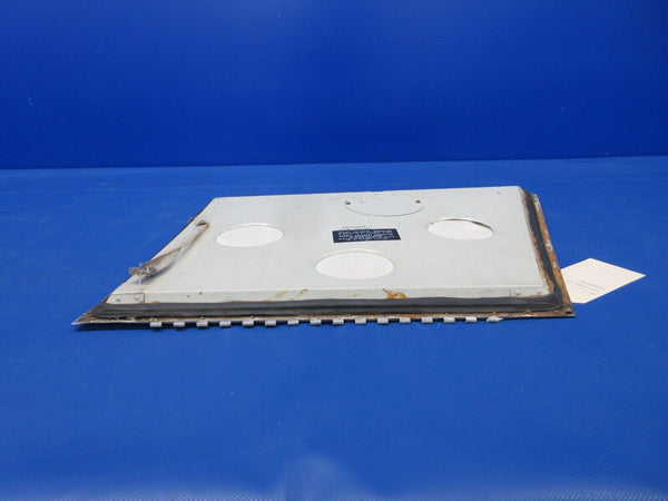 Piper PA-28-181 Archer Baggage Compartment Door Assy P/N 66793-18 (0424-671)