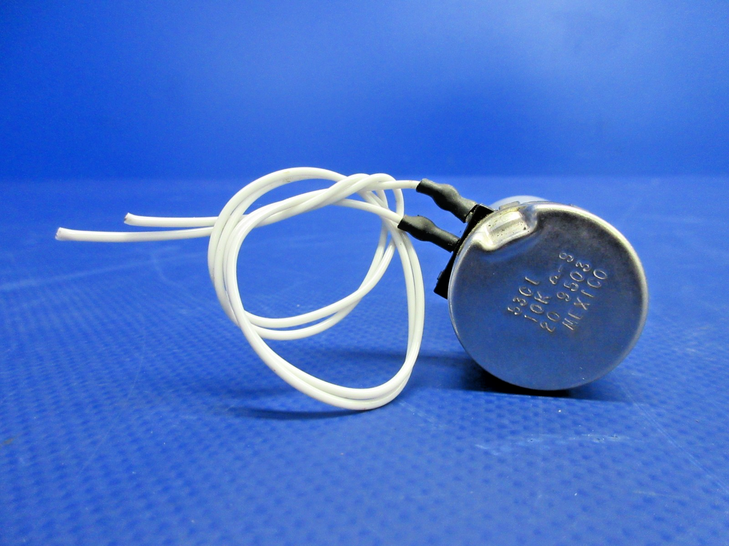 Beech F35 Bonanza Propeller RPM Control Switch 53C1 (0726-821)6