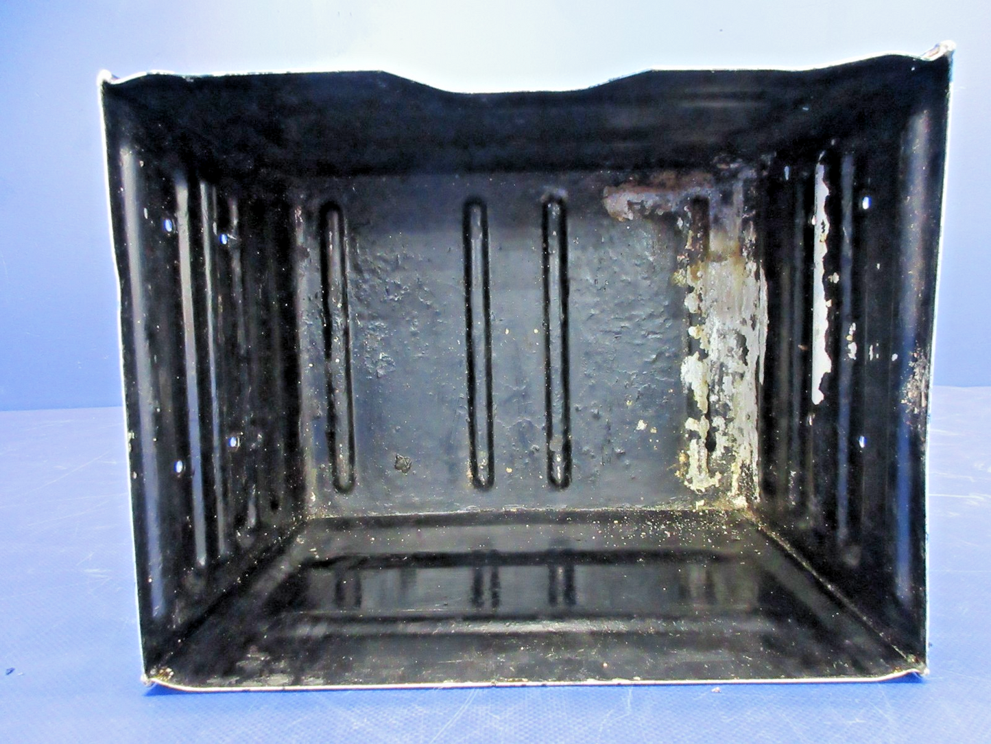 Cessna 310 / 310I Battery Box with Lid P/N 0822011-1 (0326-961)11