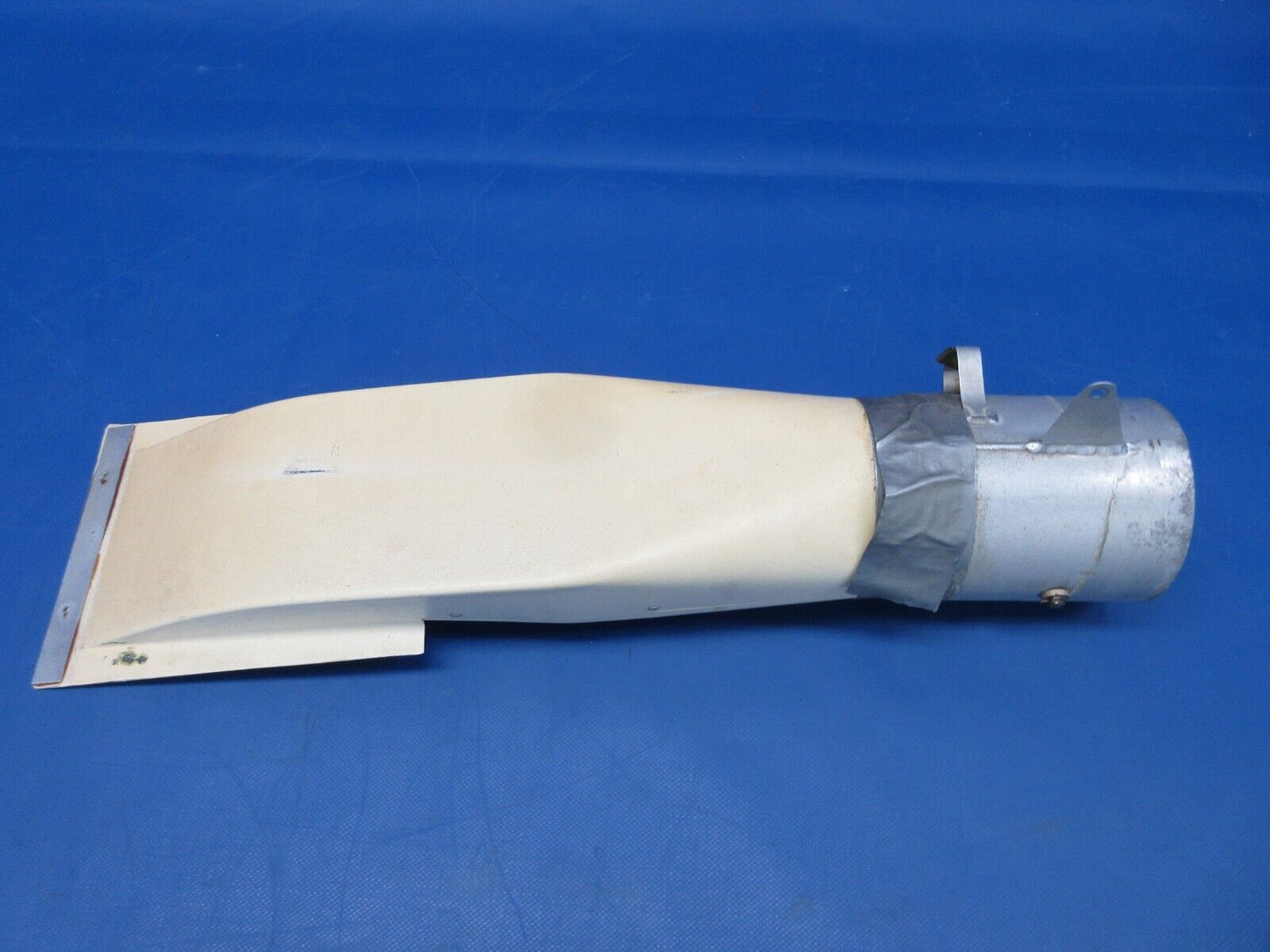 Piper PA-34-200T Seneca II Aft Duct Flapper Valve Assy P/N 69992-02 (0524-2065)