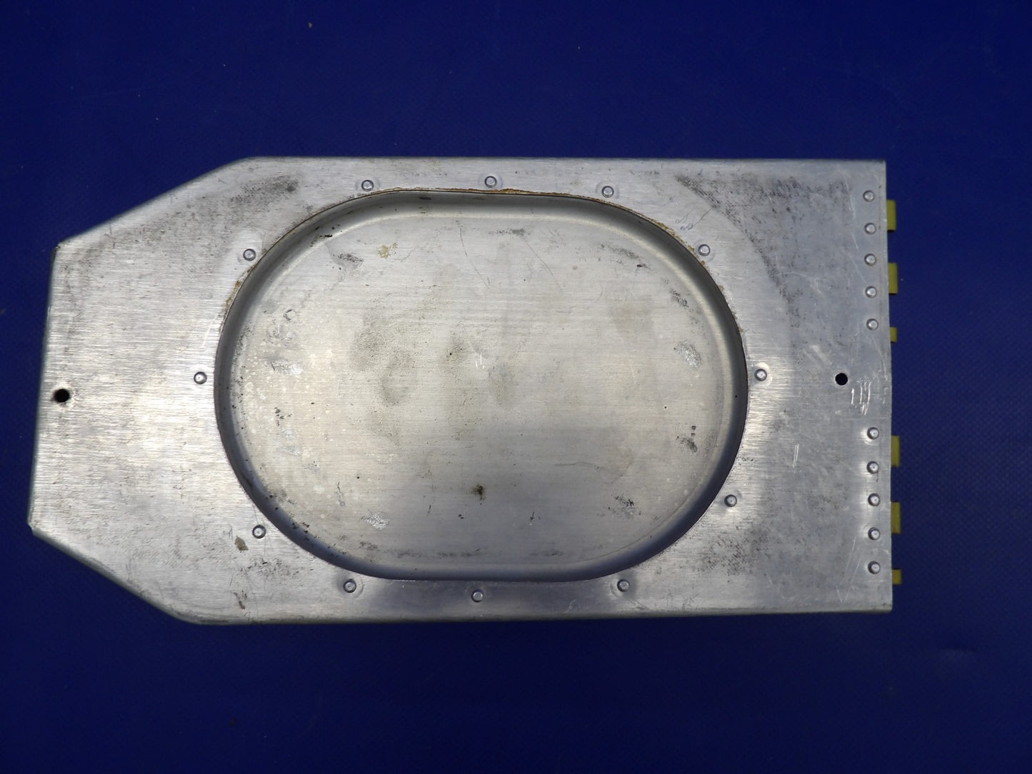Beech D95A Travel Air Right Hand Main Section Door P/N 95-110014-366 (0226-516)1