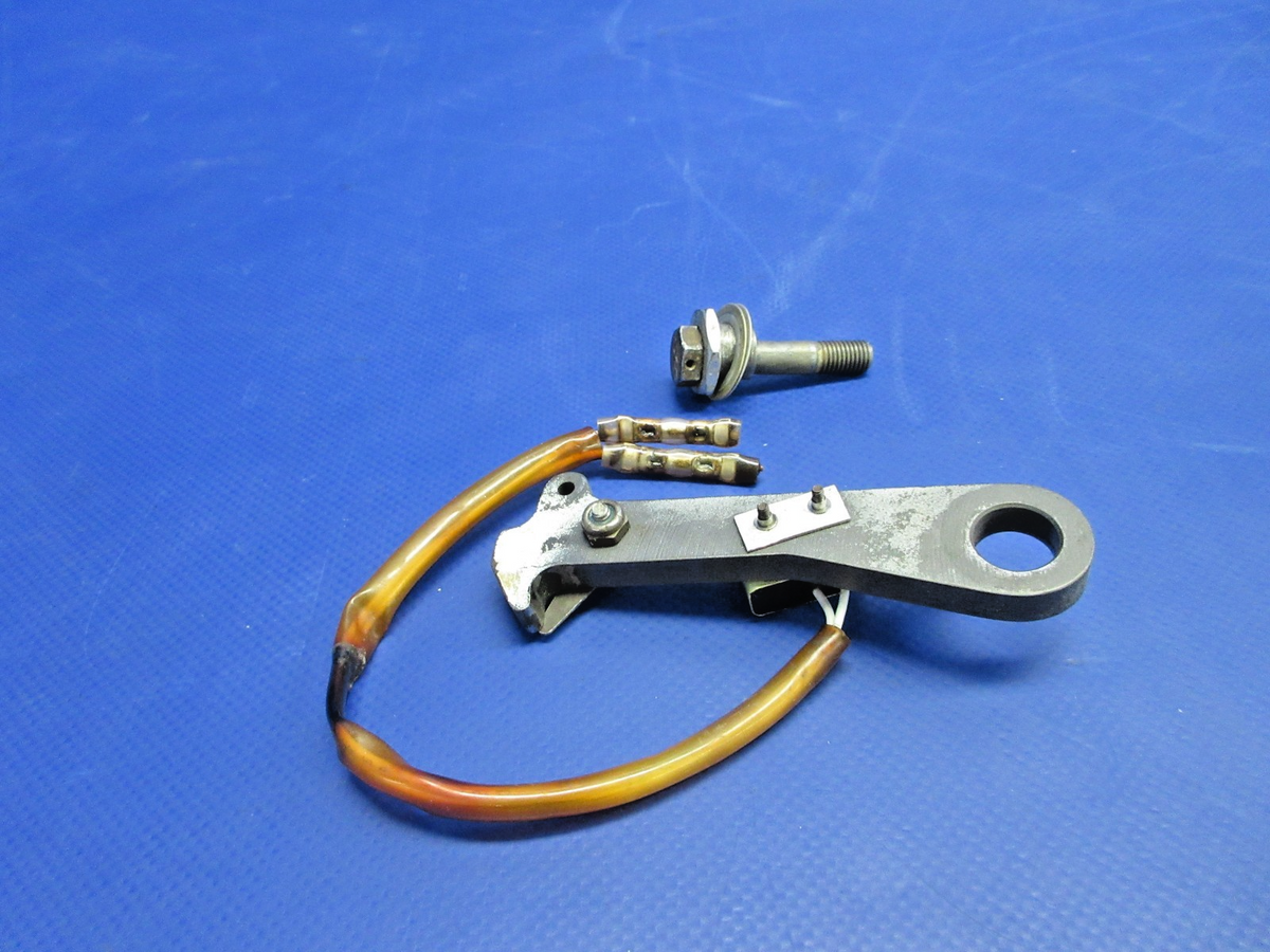 Cessna 172RG Cutlass Hook Downlock w/ Switch P/N 2241106-3 (0826-818)2