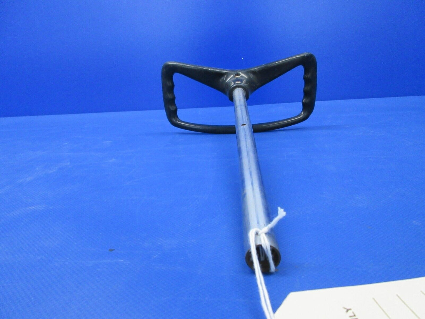 Cessna 172 Control Wheel / Yoke P/N 0513166-7 (0424-1072)