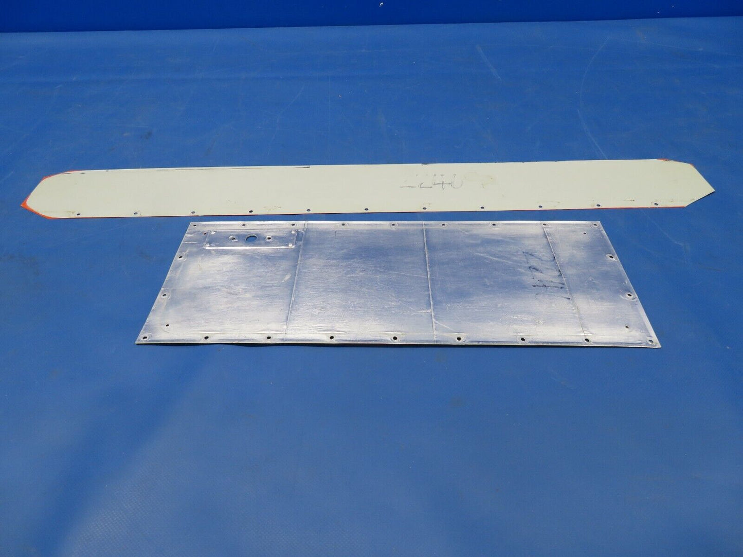 Robinson R44 Raven II Helicopter Belly Access Panel P/N C475-5 LOT (0724-871)