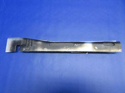 1996 Piper PA-28-181 Pilot Side Cabin Heat Duct Center P/N 36511-03 (1224-2030)