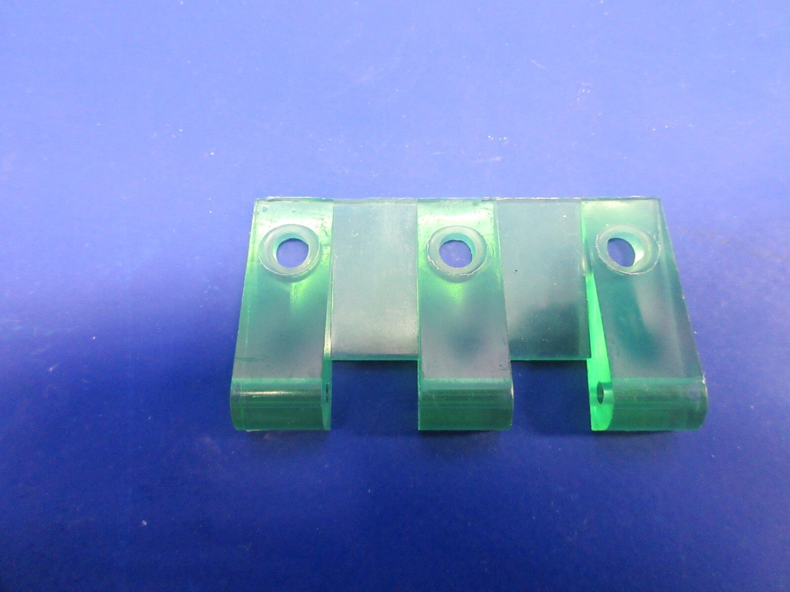 Cessna 310 / 310R Foul Weather Window Hinge Half P/N 5011169-1 NOS (0425-758)1