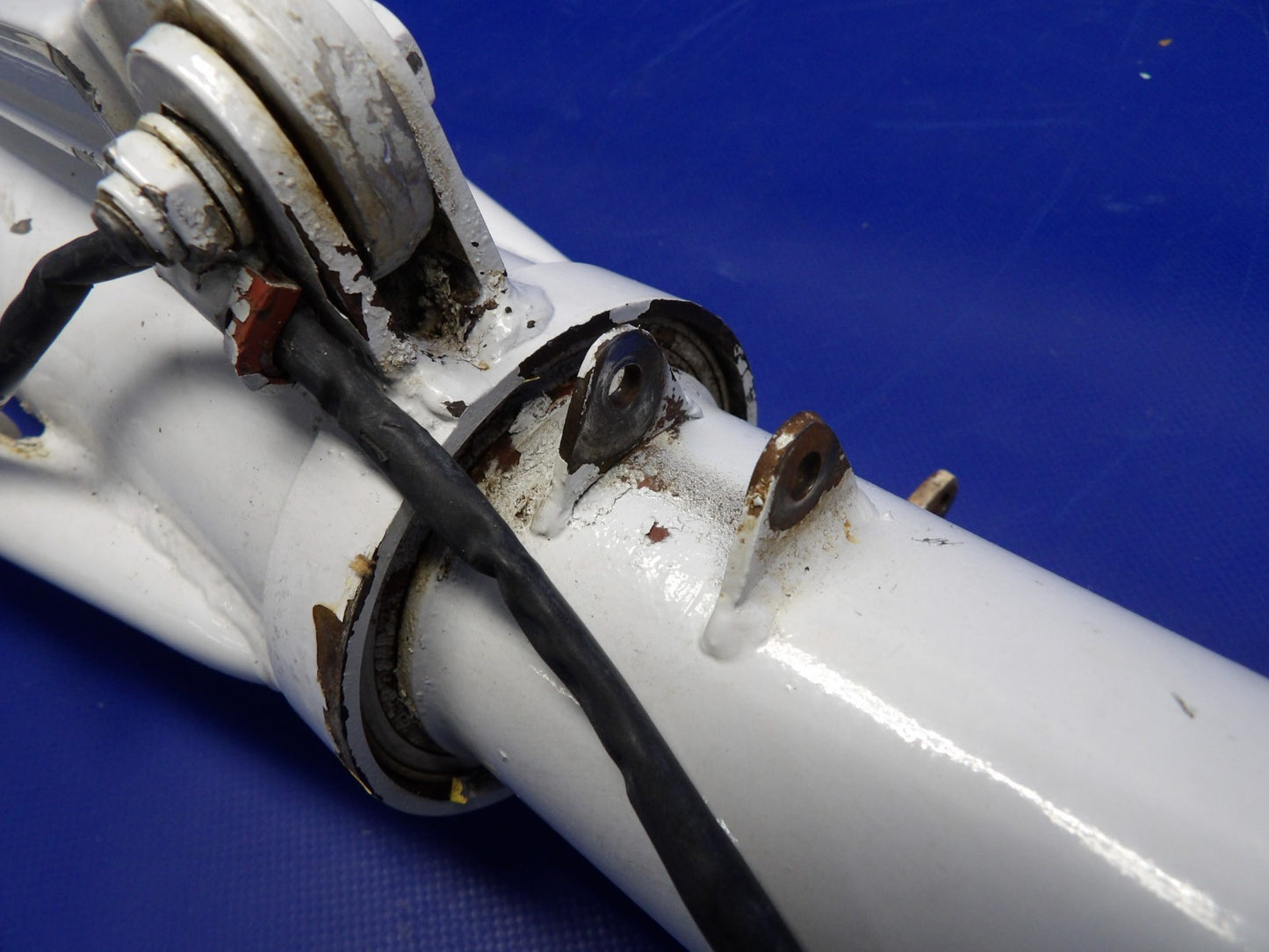 Cessna 310 / 310I Nose Landing Gear P/N 0842000-77 FOR PARTS (0326-2006)20
