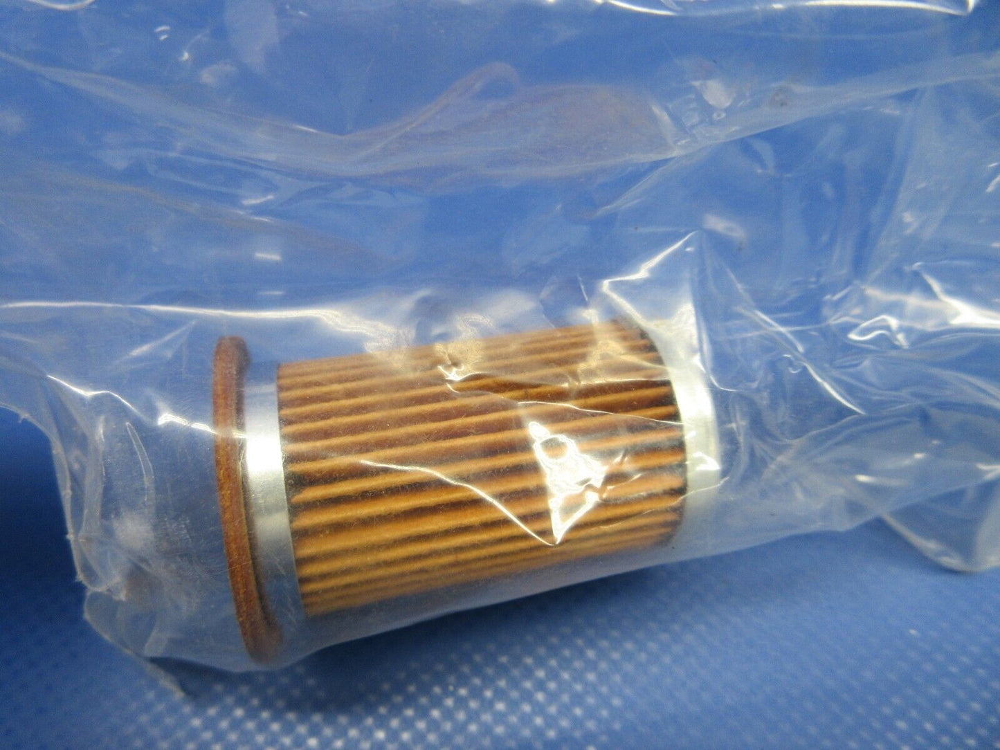 Purolator Filter Element P/N 6658323 NEW OLD STOCK (0324-621)