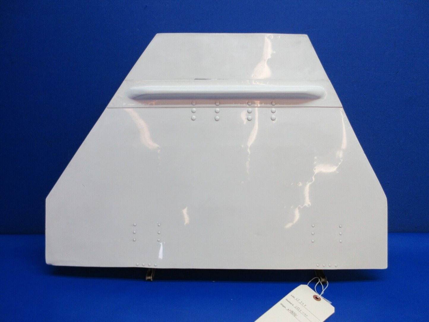 Beech 95-B55 Baron Main Gear Door Assy LH OTBD P/N 35-815055-68 (0523-1155)
