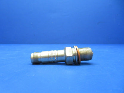 Champion REB37N SPARK PLUG NEW OLD STOCK LOT OF 2 (0923-553)