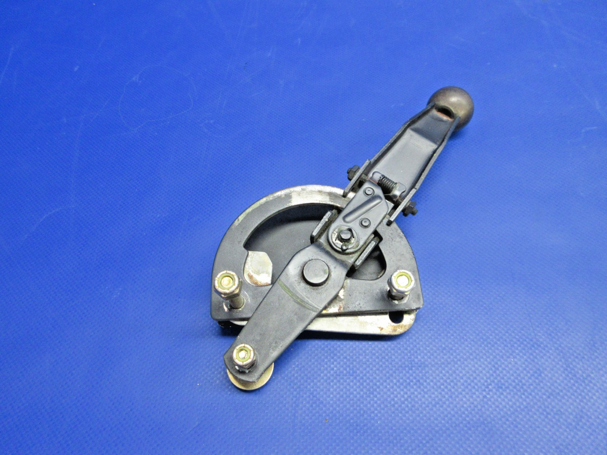 Air Tractor AT-301 Trim Control Handle (0826-855)2