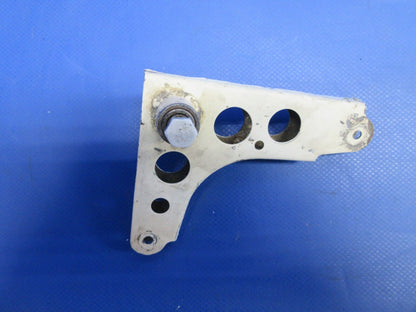 Cessna 337 / P337H Skymaster OTBD Flap Actuator Bellcrank 1462023-8 (0724-724)