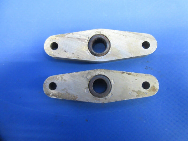 Cessna 177 / 177B Yoke Bearing Block Assembly P/N 0760633-1 LOT OF 2 (0824-1050)