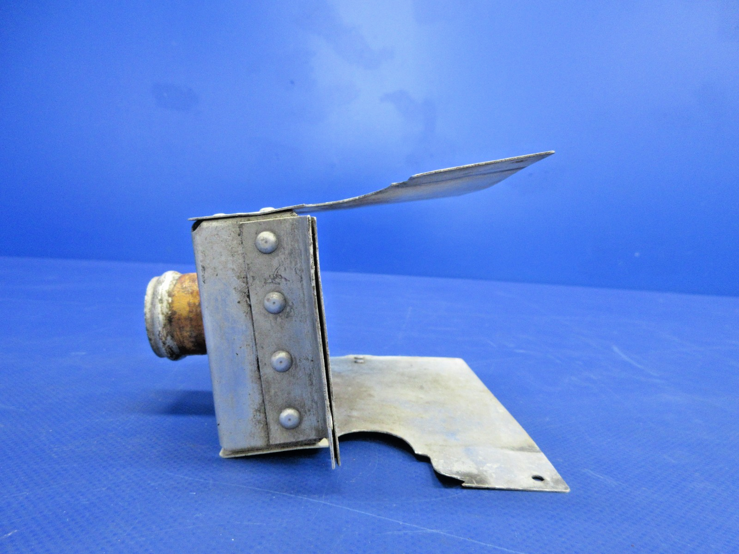 Cessna 310 / 310I Gascolator Shroud P/N 0851715-1 (0326-922)3