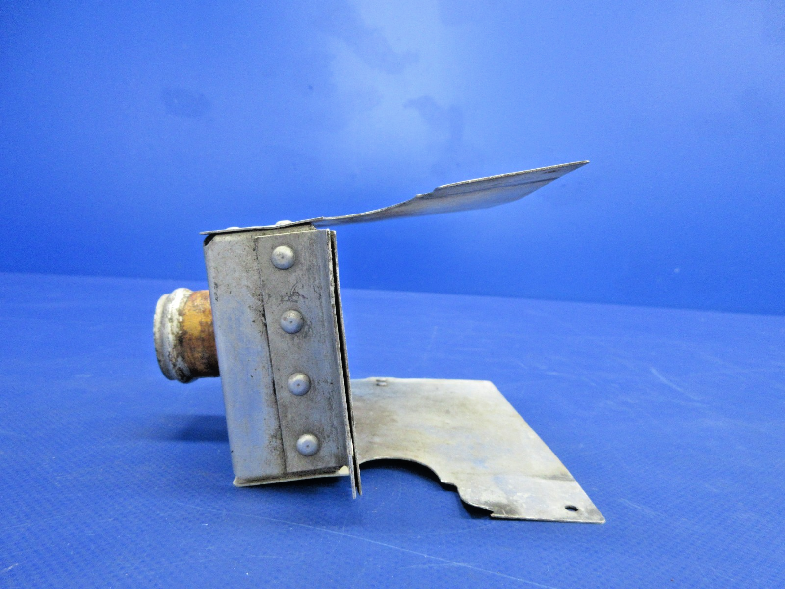 Cessna 310 / 310I Gascolator Shroud P/N 0851715-1 (0326-922)3