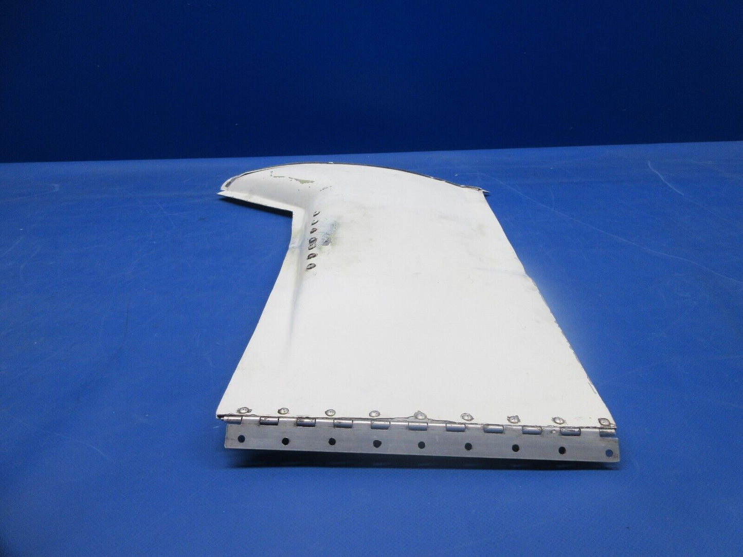 Cessna 310 / 310R RH OTBD Main Gear Door P/N 0826002-209 (1024-2114)