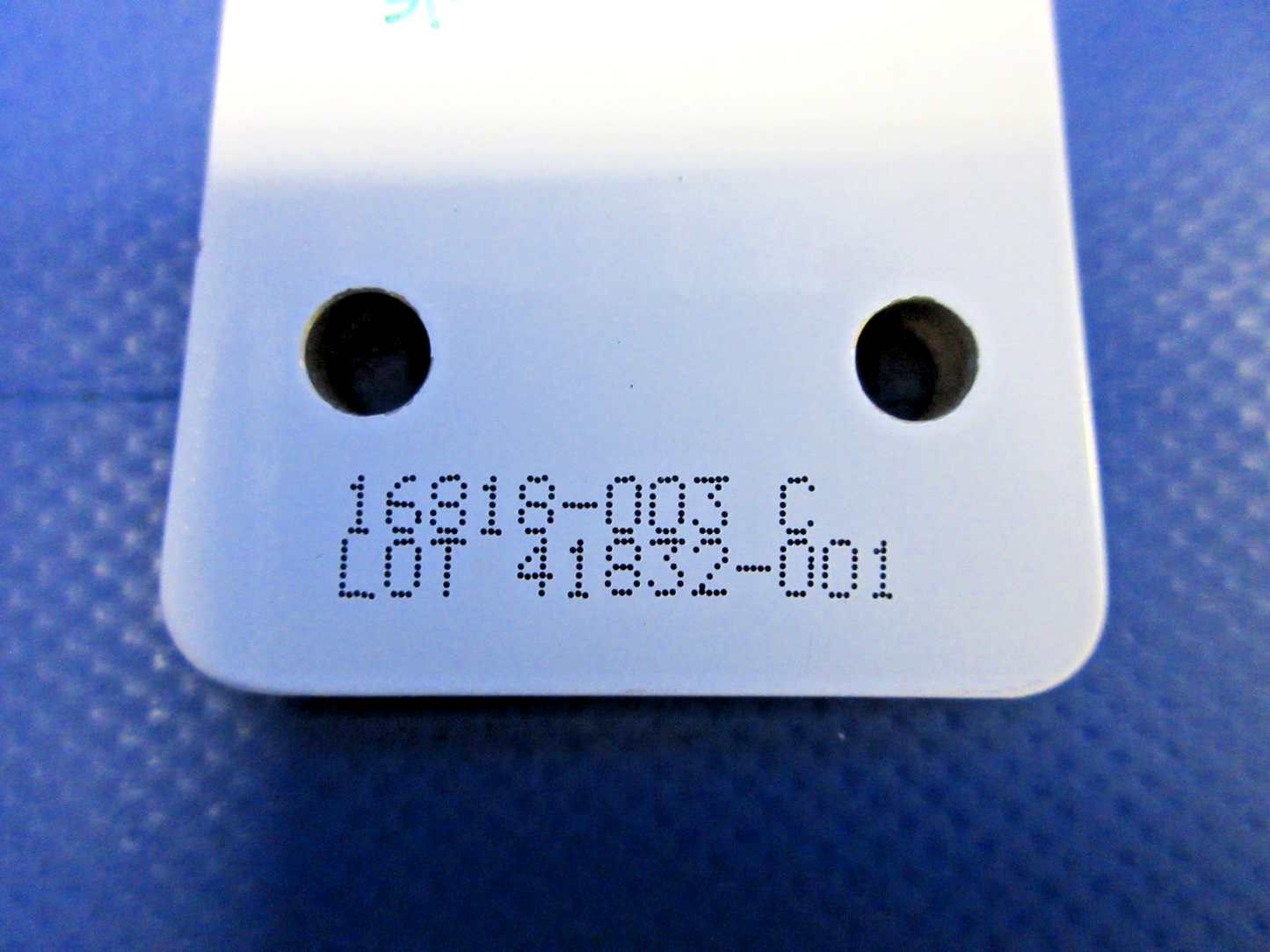 Cirrus SR20 / SR22 Aileron INBD Hinge P/N 16818-003 NOS (0326-899)4