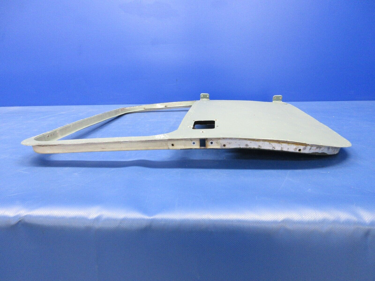 Cessna 150 / 150L Cabin Door RH P/N 0413033-26 (1024-2158)
