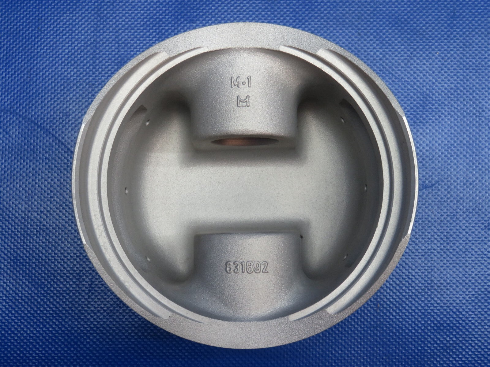 Continental Piston P/N SA631475 (0124-1214)8