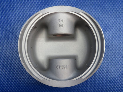 Continental Piston P/N SA631475 (0124-1214)8