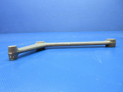 Cessna 210 Seat Pivot Bracket P/N 0514060-6F (1124-1375)7