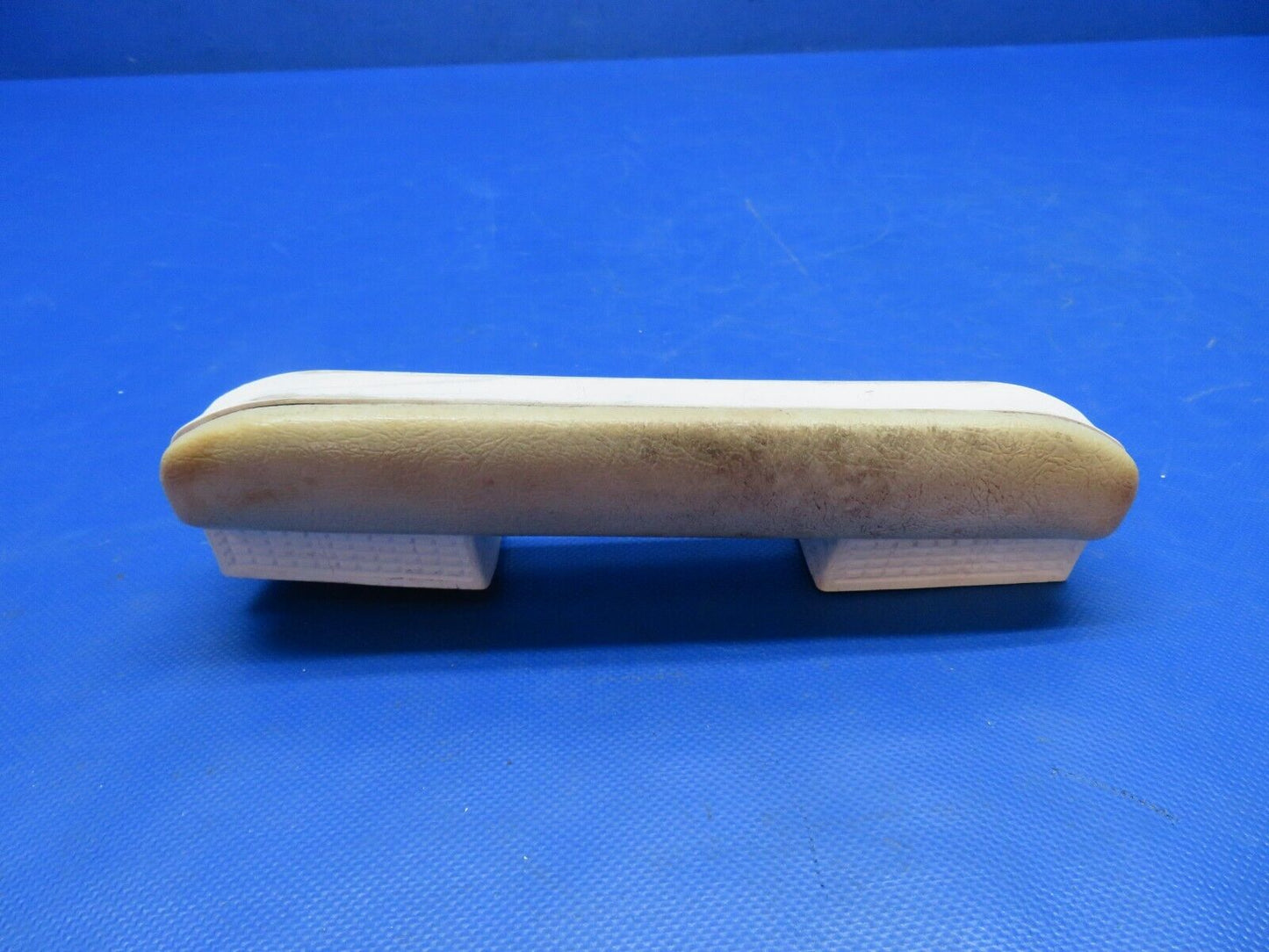 Cessna Armrest P/N 1414082 (0624-1813)