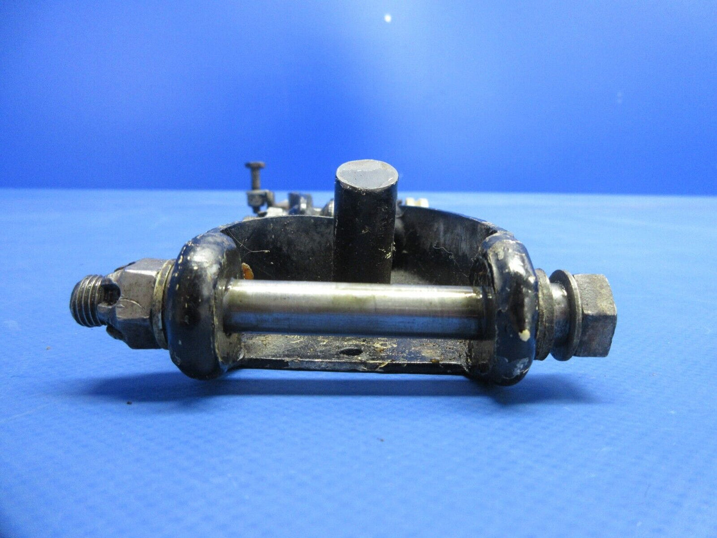 Bellanca 17-31A Viking RH Main Gear Nutcracker Assy P/N 194345-10 (0924-812)