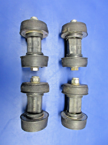 Barry Engine Shock Mounts P/N 94150-40 LOT OF 4 (0926-764)1