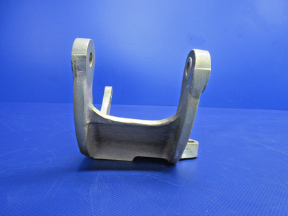 Continental LT SIO/TSIO/IO-360 Alternator Bracket P/N 657046 NOS (0426-777)7