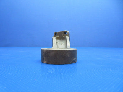Continental E-225 Engine Mount Bracket RH Front P/N 531242 (1124-167)3