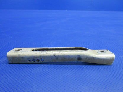 Beech D95A Travel Air Cabin Door Upper Latch Channel P/N 35-410456-27 (0326-829)6