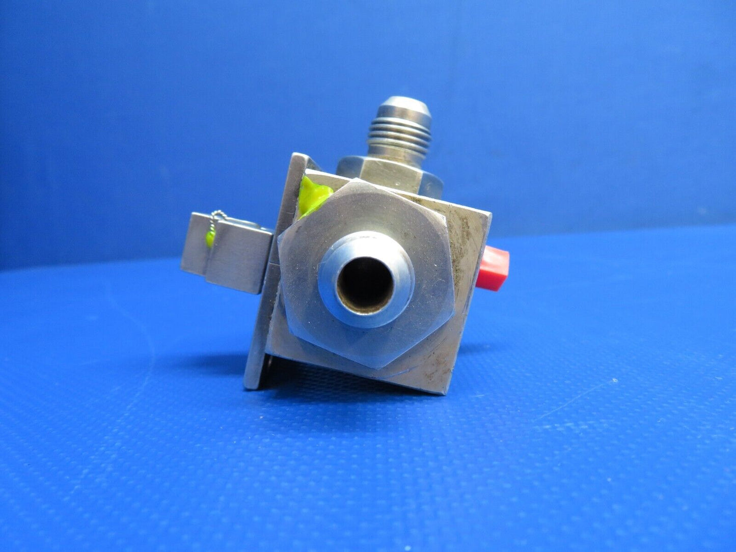 Early Cessna 175 / 175A Fuel Selector Assy P/N 0513120-5 REBUILT (0824-1773)