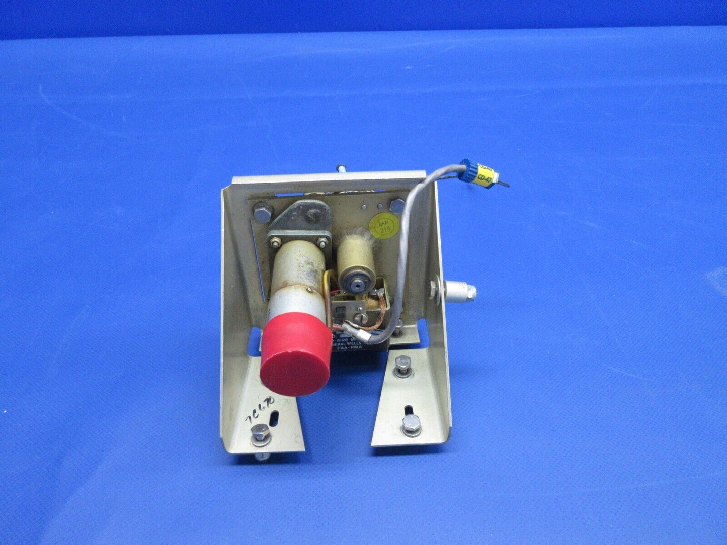 Edo-Aire Mitchell Actuator Servo P/N 1D414-216R (0424-1003)