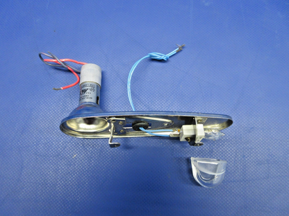 Whelen Wing Tip Strobe Light P/N A675 NOS (0426-833)1