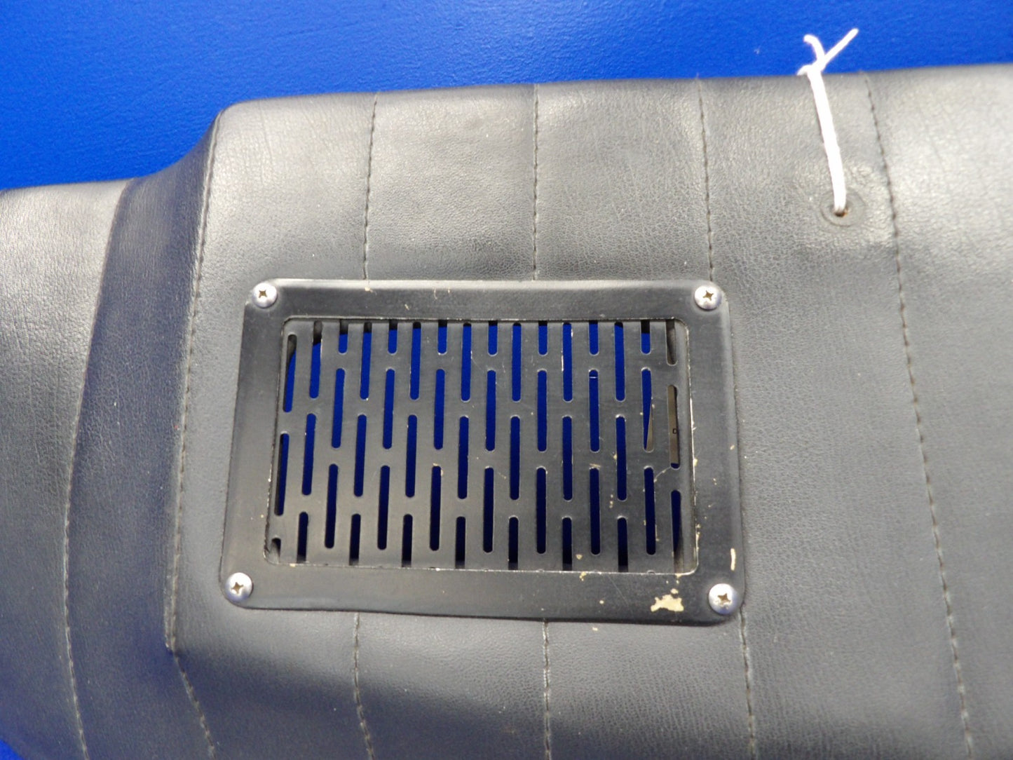 Beech D95A Travel Air Glare Shield P/N 96-530013-1 (0226-2030)5