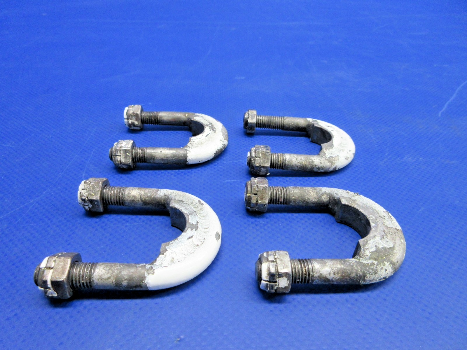 Cessna 310 / 310I Main Gear Shaft & Clamp Set P/N 0894000-9 (0326-890)5