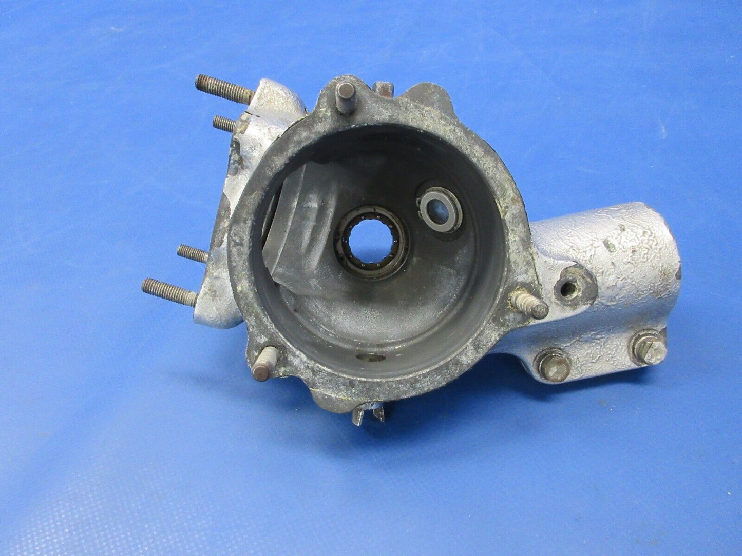 Bell 47J-2 Helicopter Tail Rotor Drive Case P/N 47-645-212-13 (1124-1370)