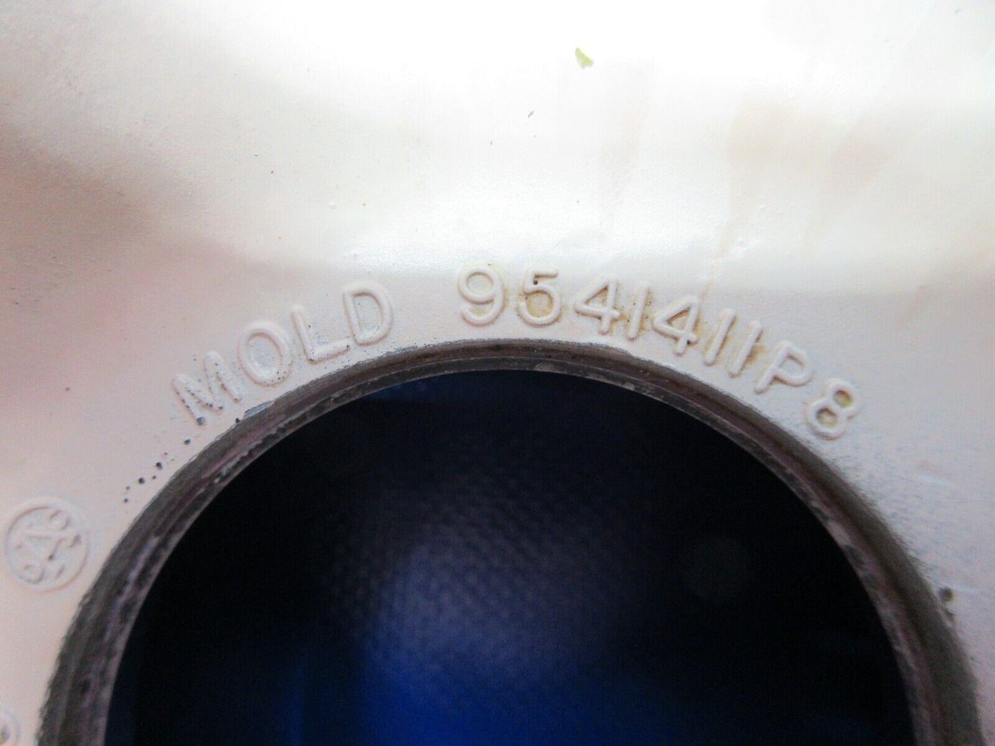 Cessna 310 / 310R Goodyear 6.00-6 Nose Wheel P/N 9541409P8 (1124-1479)